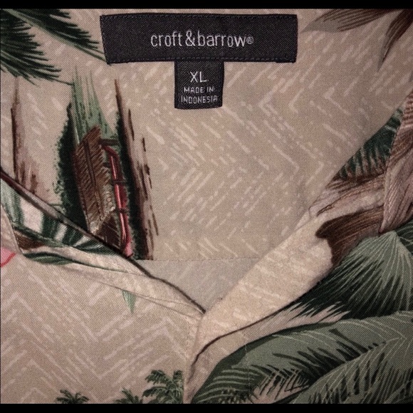 Croft & Barrow Button Down Tropical Shirt 🌴 - Picture 2 of 2